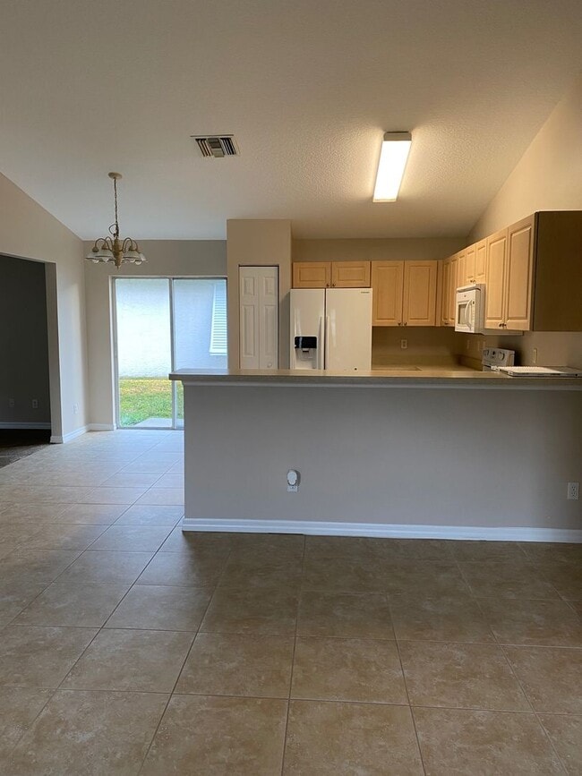 Foto del edificio - 2 bedroom, 2 bath home for rent