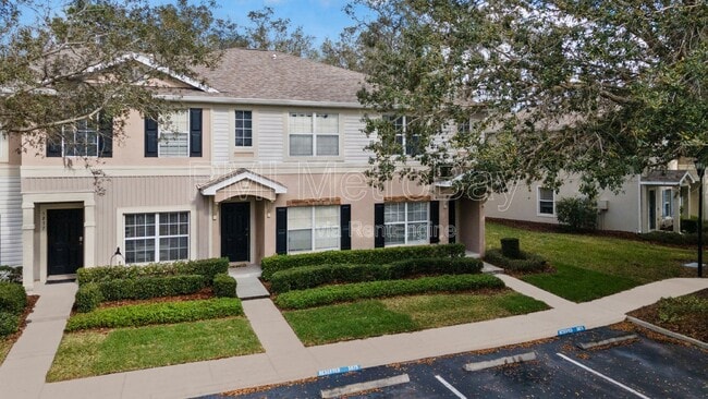 Building Photo - 5873 Fishhawk Ridge Dr