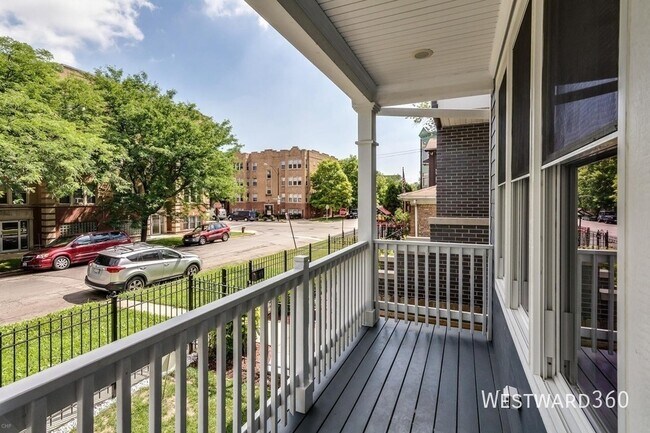 Foto del edificio - 3409 W Cortland St