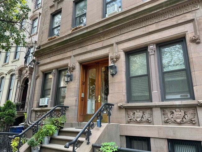Foto del edificio - 253 8th St