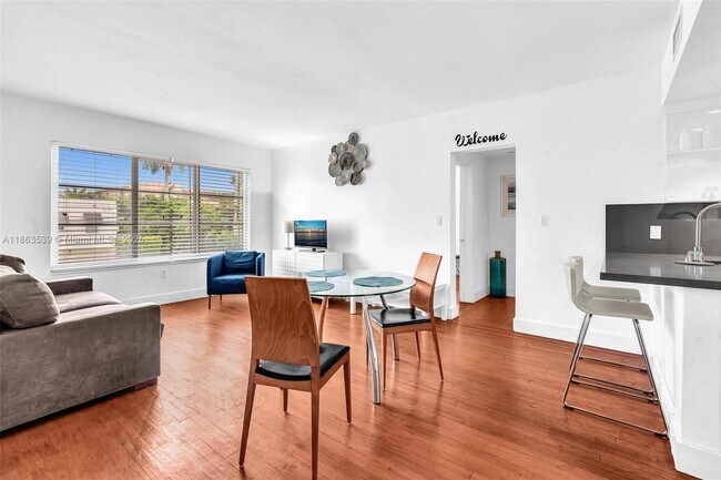 Foto del edificio - 4010 Meridian Ave