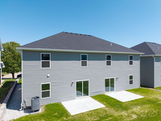 Foto del edificio - 5109-5111 Silver Mill Dr.