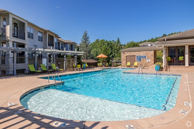 Building Photo - Haven on Peachwood
