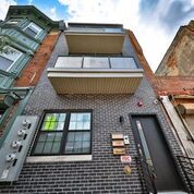 Foto principal - 1005 Marshall N St
