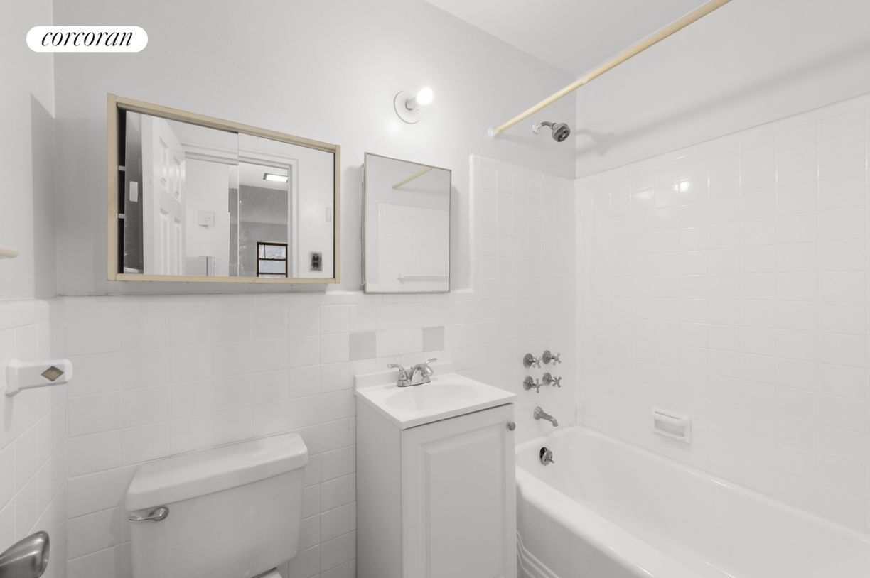 Foto del edificio - 421 E 78th St