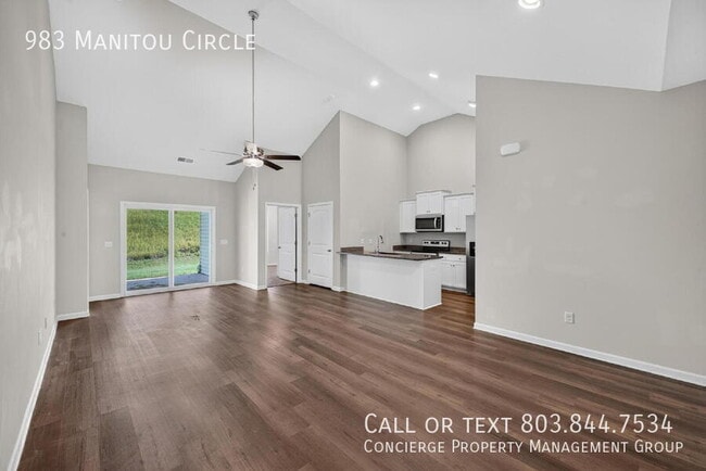 Building Photo - 983 Manitou Cir