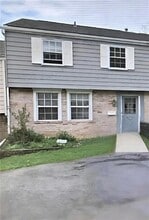 Building Photo - 119 Old Meadow Rd