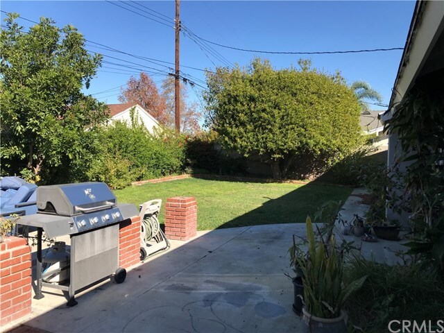 Building Photo - 3001 Tigertail Dr