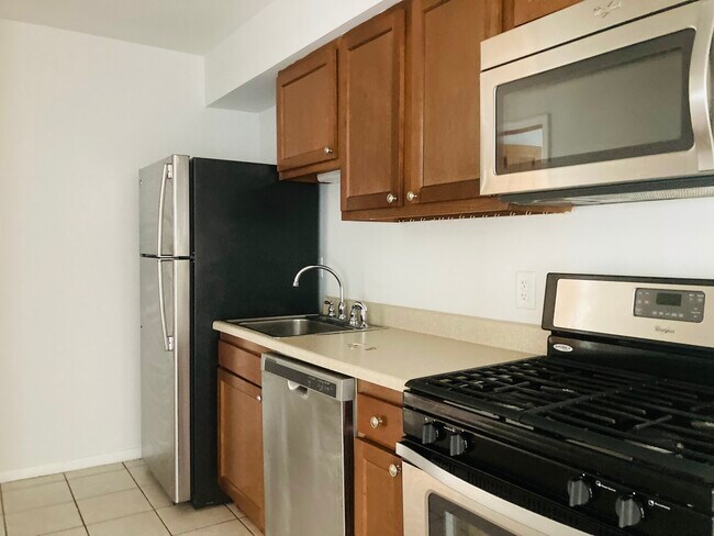 Foto del edificio - 245 E 13th Ave