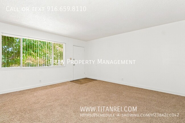 Building Photo - 4400 Greenholme Dr