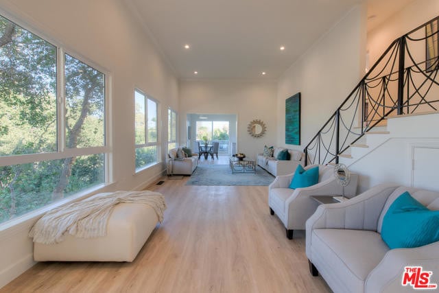 Building Photo - 3717 Blue Canyon Dr