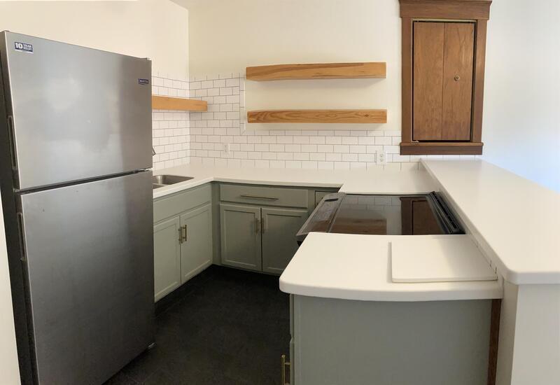 Foto principal - 755 Broadway Ave