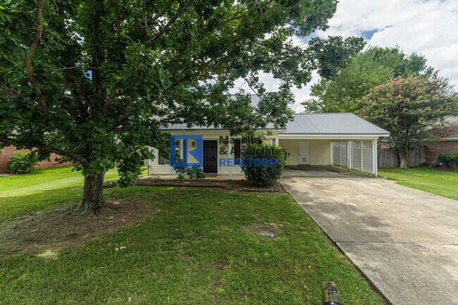 Building Photo - 3 Bed/2 Bath Home in Brandon