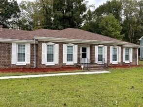 Building Photo - 5808 Bernhowe Manor Ln