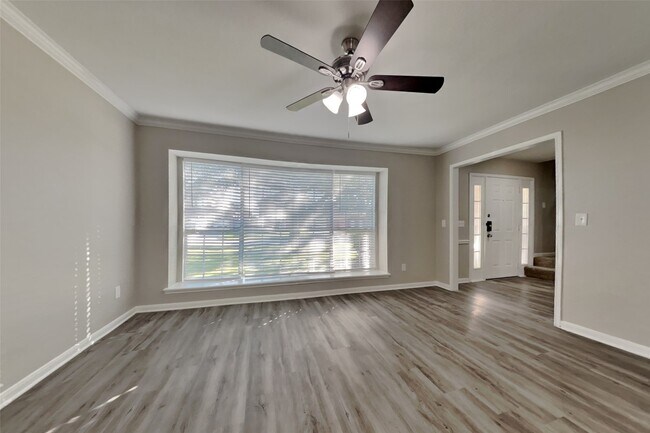 Foto del edificio - 19123 Oakway Dr