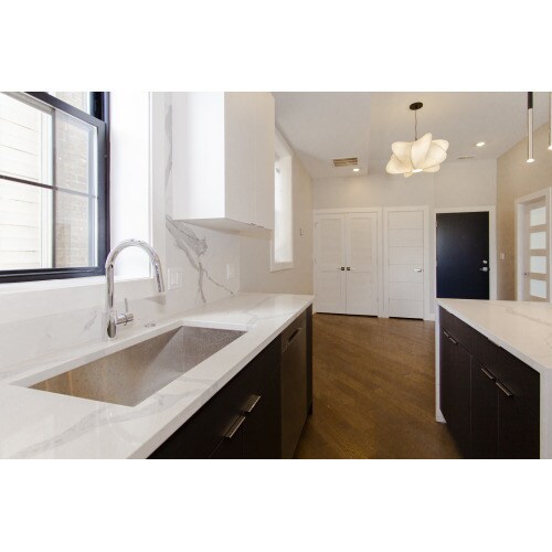 Foto del edificio - 1436 W Blackhawk St