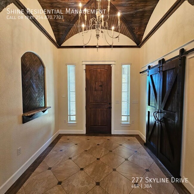Building Photo - 277 Skyline Dr