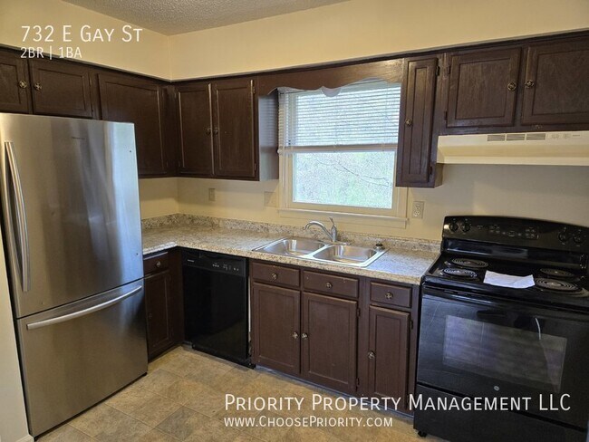 Foto del edificio - 2BR 1BA Apartment, Harrisonburg