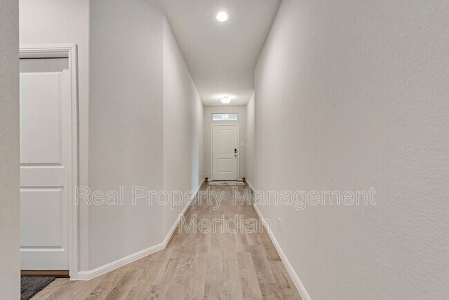 Building Photo - 8313 Twisted Pne Wy
