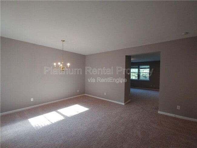 Building Photo - 6205 Park Leaf Walk
