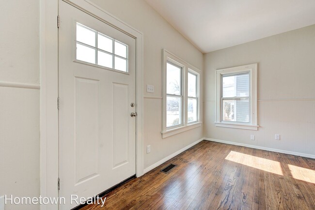 Building Photo - 2 br, 1 bath House - 808 E Harrison Avenue