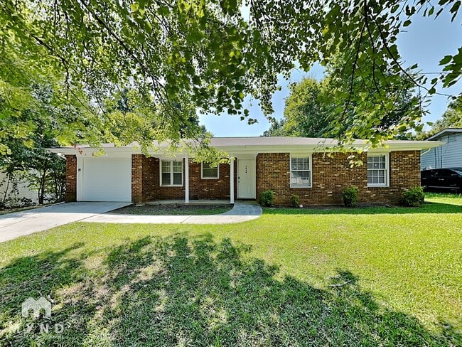 Building Photo - 1618 Cherry Hill Ln SW