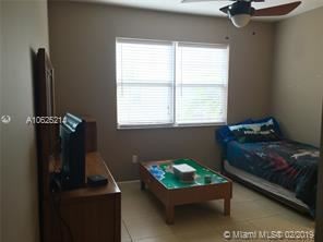 Building Photo - 3 br, 2 bath  - 6020 W Sample Rd Apt 202