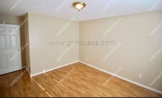 Building Photo - 43 Spring Pl Dr