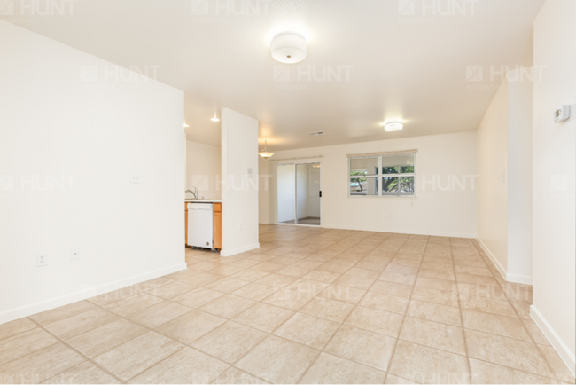 Building Photo - 2208 Kirkbride Ave
