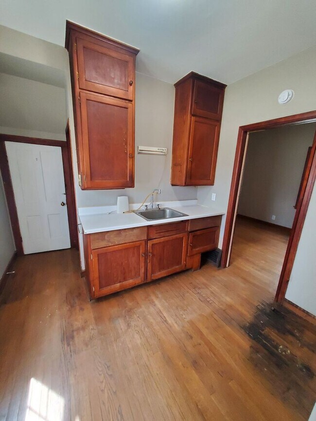 Foto del edificio - 1043 S 31st St