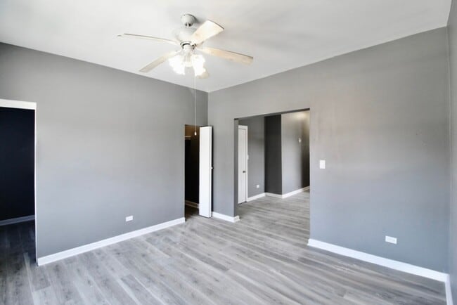 Building Photo - 2457 W 47th Pl