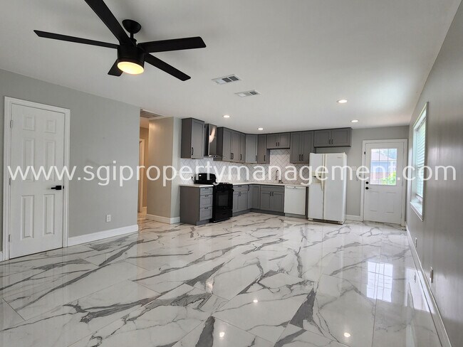Foto del edificio - 1212 Ridgeview St