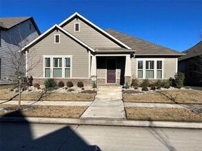Building Photo - 9208 Crockett Dr
