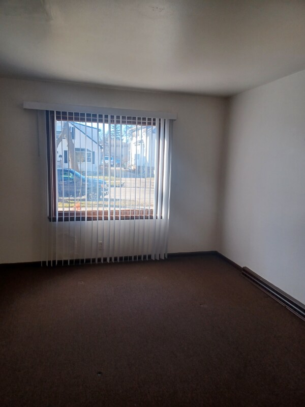 Primary Photo - 4876 N 50th St
