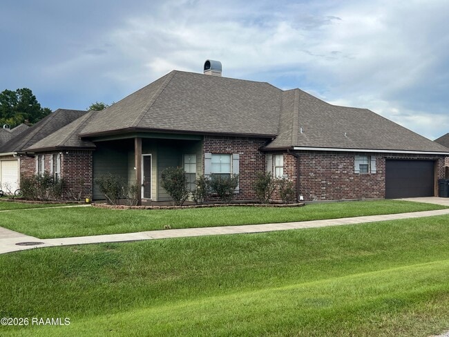 Building Photo - 114 Colchester Dr