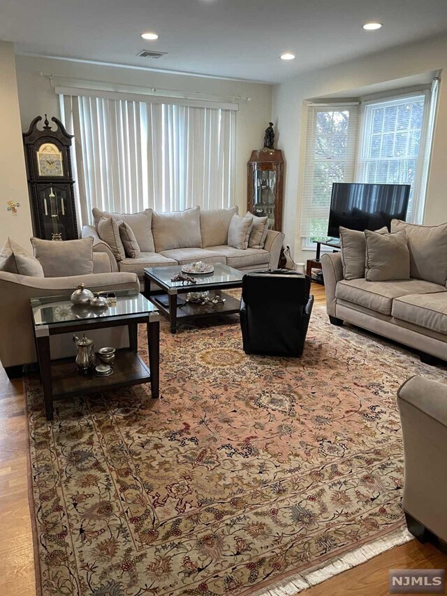 37 Vanderburgh Ave Unit B, Rutherford, NJ 07070 Condo for Rent in