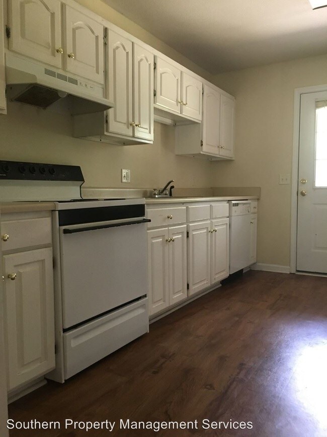 Building Photo - 1203 Beaver Creek Dr