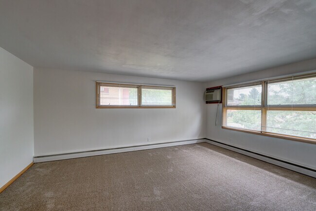 Foto del edificio - 4909 Ascot Ln