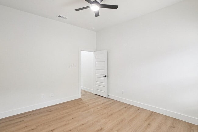Foto del edificio - 1626 Stoneman St