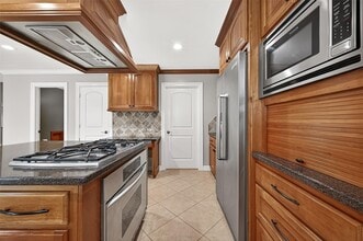 Building Photo - 903 Sugarfield Ct