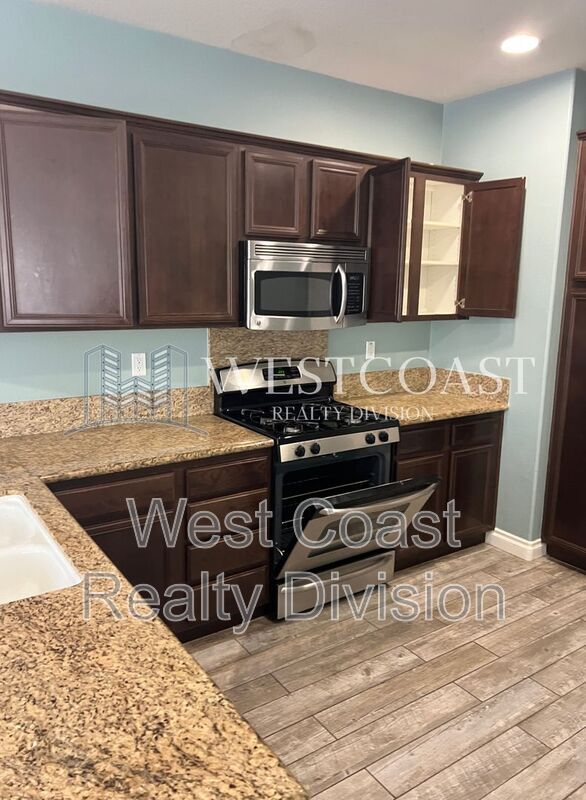 Foto del edificio - 31834 Tamarack Ct