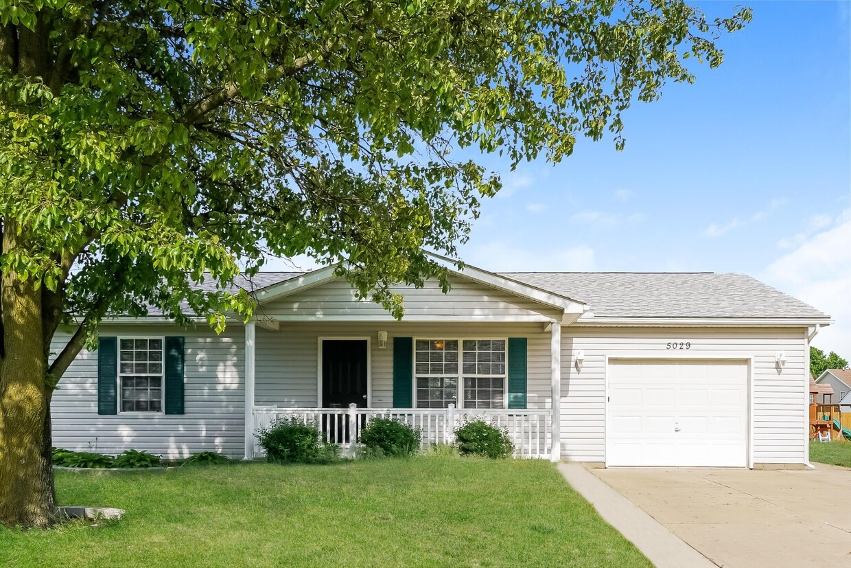 Foto principal - 5029 Lee Rd