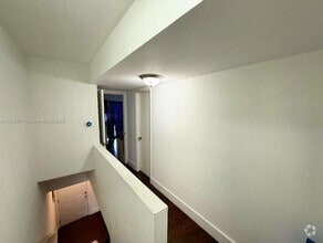 Building Photo - 231 NW 109th Ave