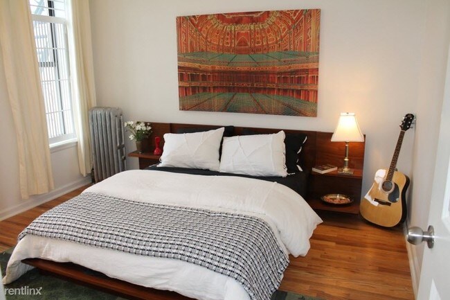 Foto del edificio - 320 Sterling St