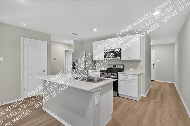 Foto del edificio - 5412 Flannel Ln