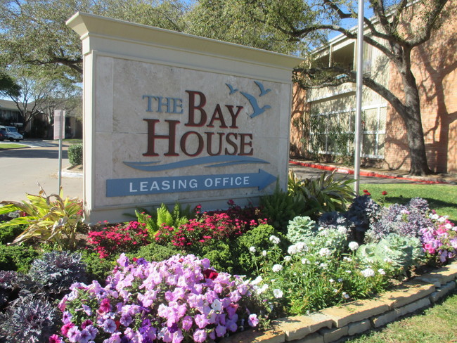 The Bay House Apartments - Houston, TX | Apartments.com