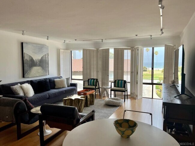 Foto del edificio - 8263 Camino Del Oro