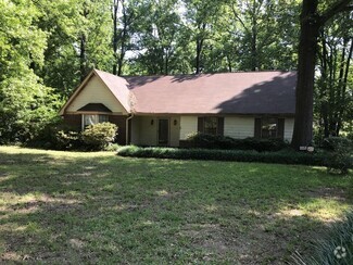 Building Photo - 664 Harrow Cove