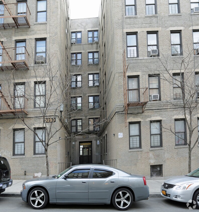 Foto del edificio - The Silver Linden