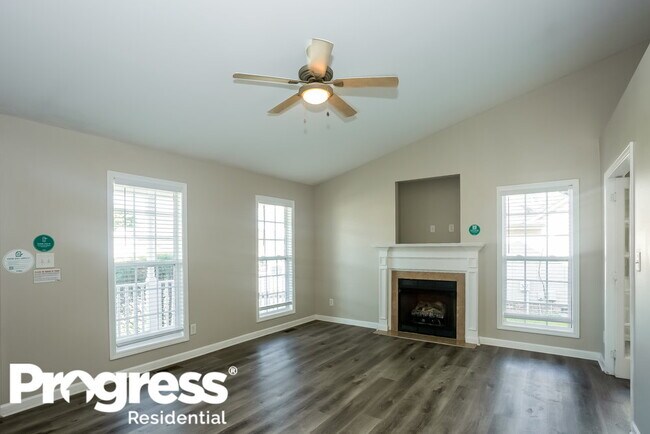 Foto del edificio - 5152 Hildreth Court